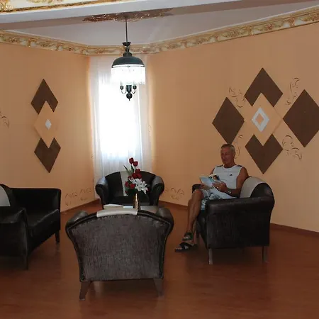 Hermes 2* مرمريس